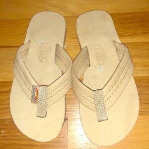 Kids 11-12 new flip flops